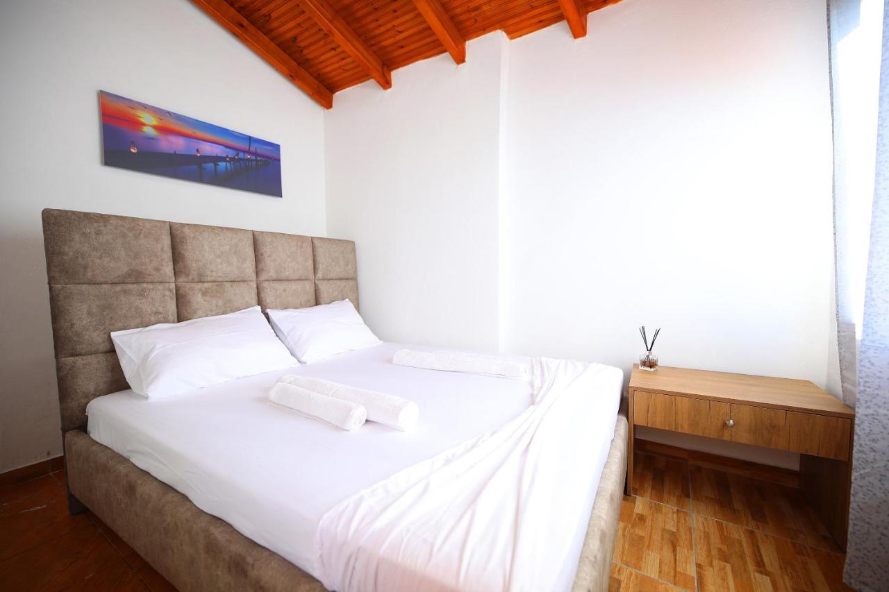 Seascape Villas Vlore Bagian luar foto